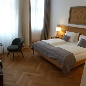 Lindenufer 3* Berlin