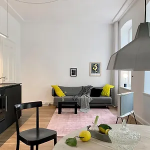 https://zehuus-historischer-charme.topcolognehotels.com
